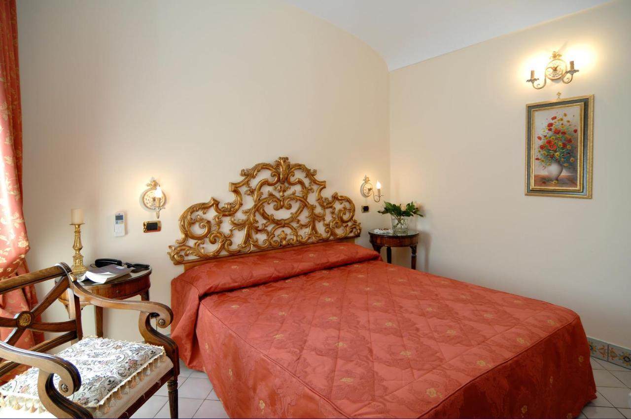 Amalfi Old Square Room & Apartments Exterior photo