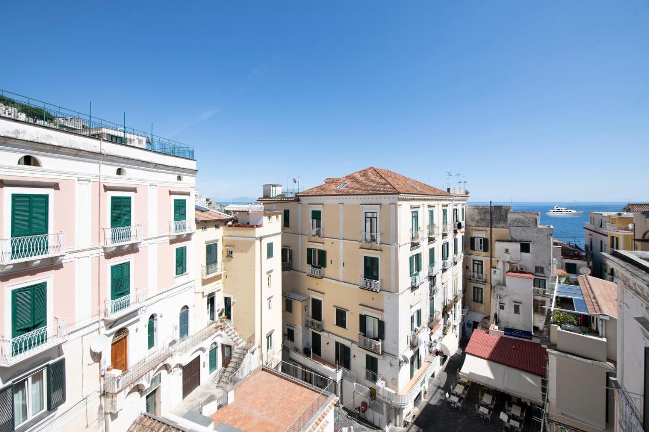 Amalfi Old Square Room & Apartments Exterior photo