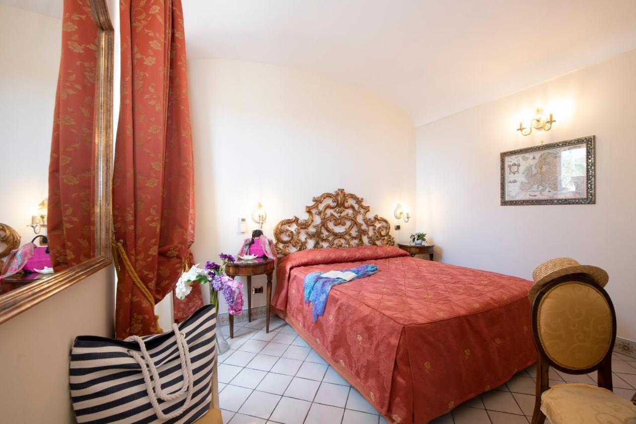 Amalfi Old Square Room & Apartments Exterior photo